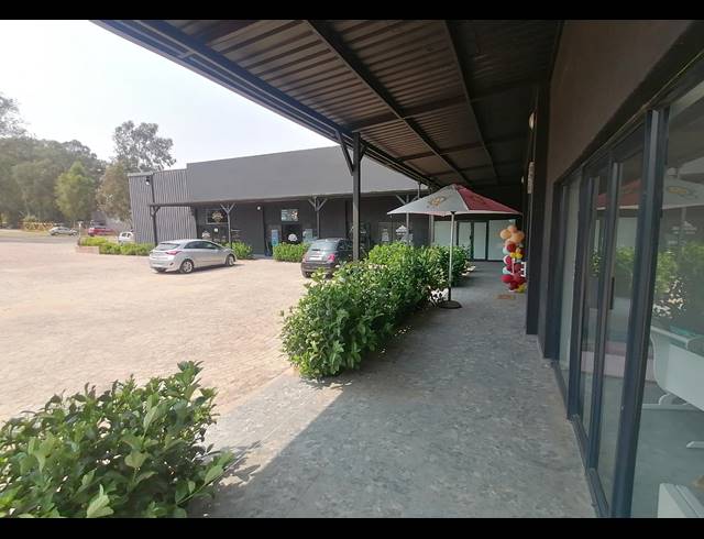36M² RETAIL TO LET IN FAIRLEADS